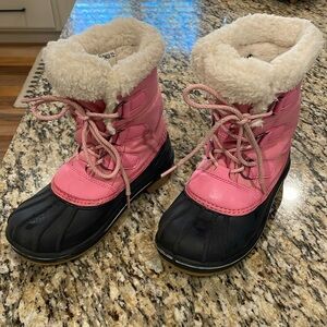Cat and Jack snow boots